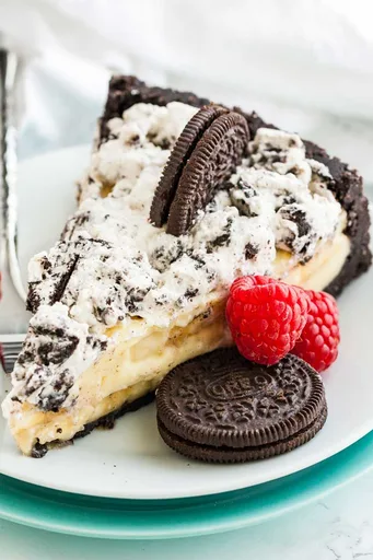 Oreo Banana Cream Cake
