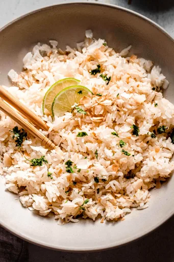 Arroz con coco y lima