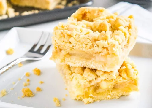 Apple Streusel Sheet Cake
