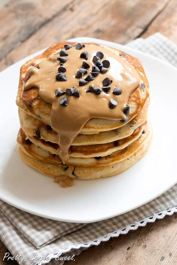 Tortitas de crema de cacahuete y pepitas de chocolate