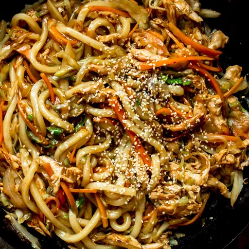 Teriyaki Chicken Yaki Udon (Stir-fried Udon Noodles)
