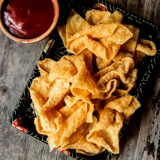 Crispy Fried Wonton Chips