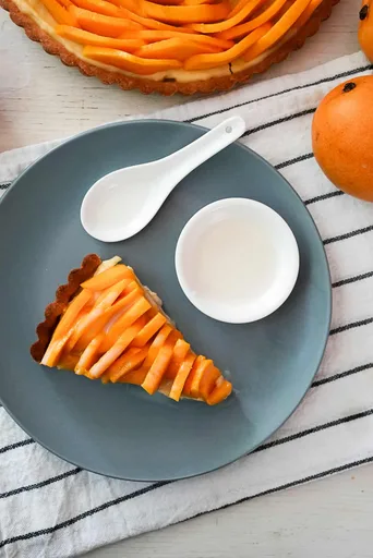 Tarta de mango con crema de coco