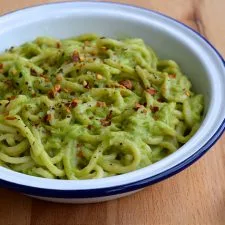 Easy Avocado Spaghetti