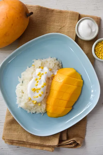Arroz glutinoso con mango