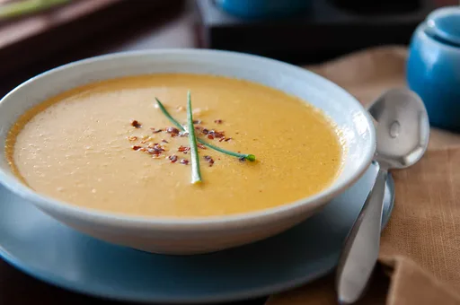 Thai-Inspired Spicy Cauliflower Soup