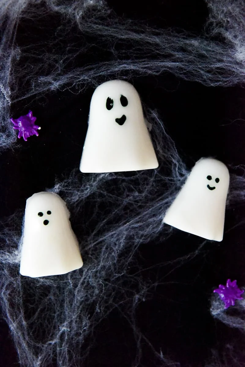 Coconut Agar Ghosts