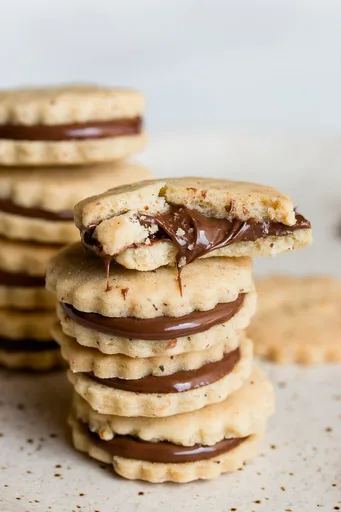 Nutella sandwich cookies