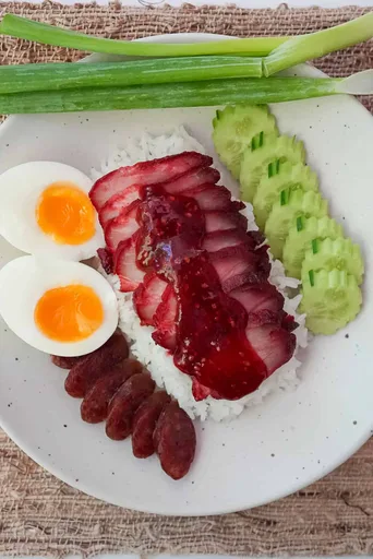 Cerdo rojo con arroz | Khao Moo Dang