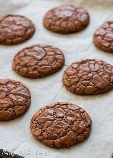 Amazingly Fudgy Chocolate Cookies