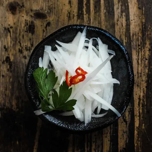 Quick and Easy Pickled Daikon Radish