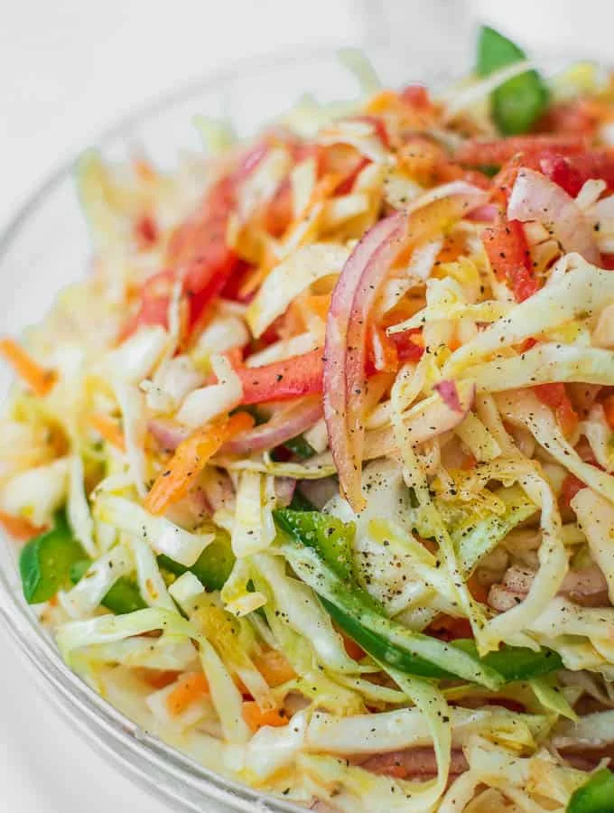 Greek Cabbage Salad - Lahanosalata (vinegar coleslaw)