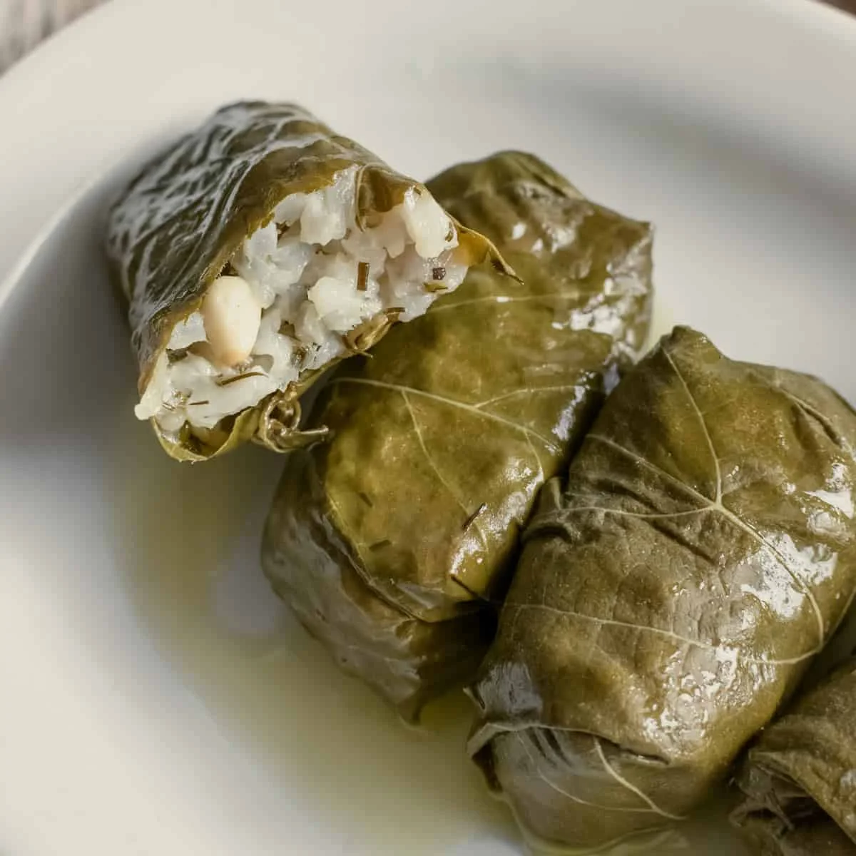Greek Stuffed Vine Leaves -Dolmadakia