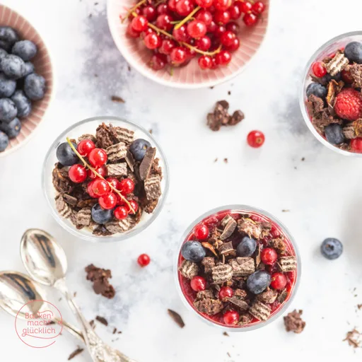 Knusper-Dessert im Glas