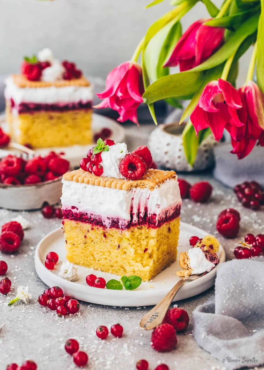 Raspberry Sandwich Cookie Cake (Vegan)