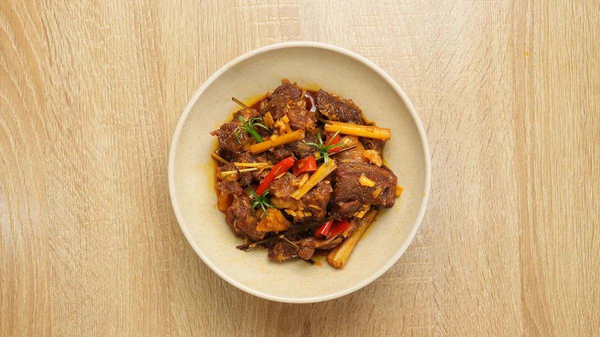 Bò kho sả ớt