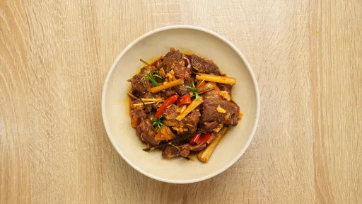 Bò kho sả ớt