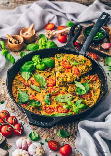 Vegane Gemüse-Frittata (Kichererbsen-Omelette)