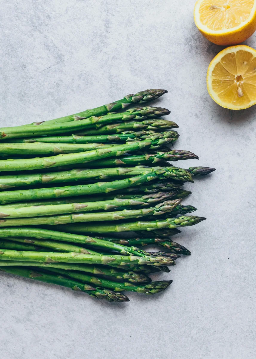 How to cook Asparagus (Easy Recipe + Video)