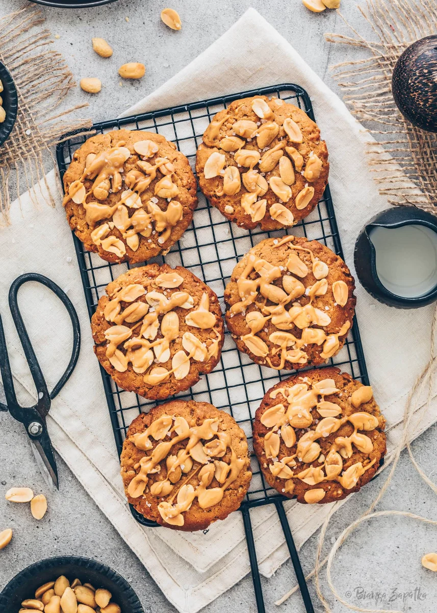 Peanut Oatmeal Cookies (Easy, Vegan, Healthy)