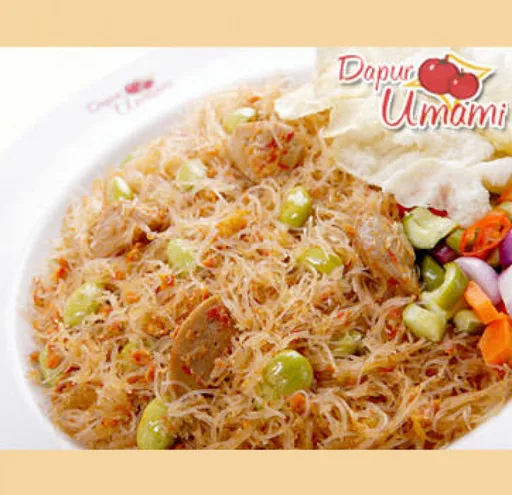 Fried rice vermicelli with petai