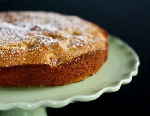 Rhubarb pie