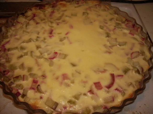 Rhubarb pie