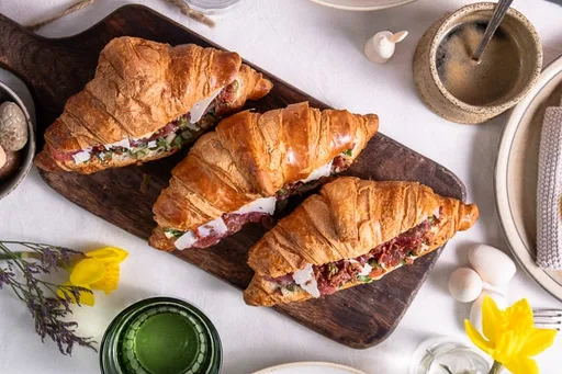 Carpaccio croissants