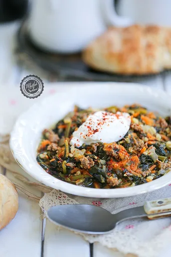 Espinacas con Carne Picada