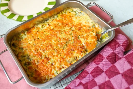 Prei met kaas uit de oven
