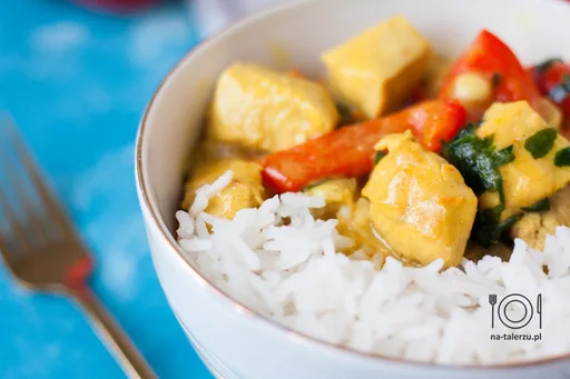 Chicken curry with peppers
