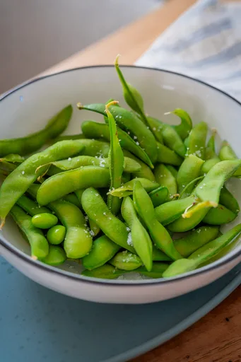Edamame wie im Sushi-Restaurant selber machen