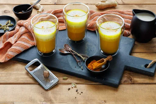 Cómo hacer leche dorada casera