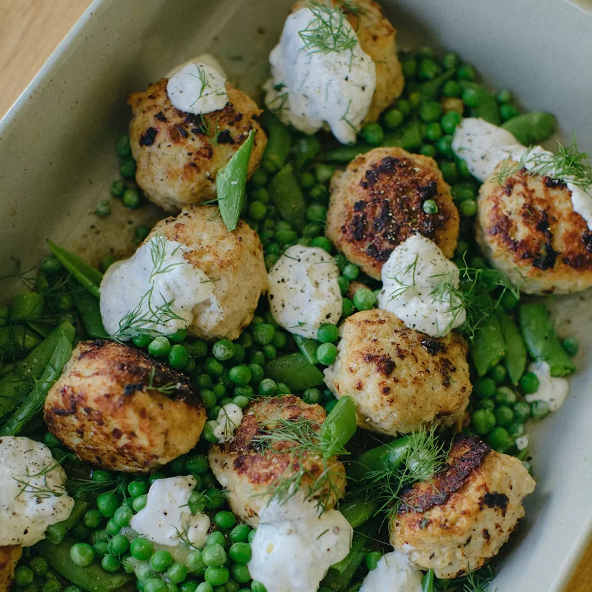 Chicken balls with mint and peas