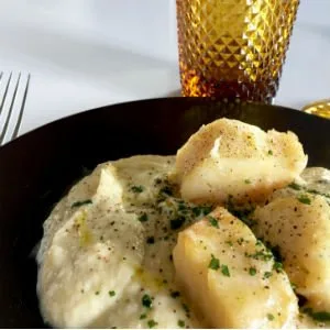 Crema de coliflor con bacalao salado