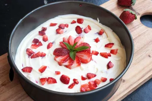 Roasted strawberry & white chocolate cheesecake