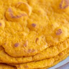 Pan plano de calabaza fácil con tres ingredientes