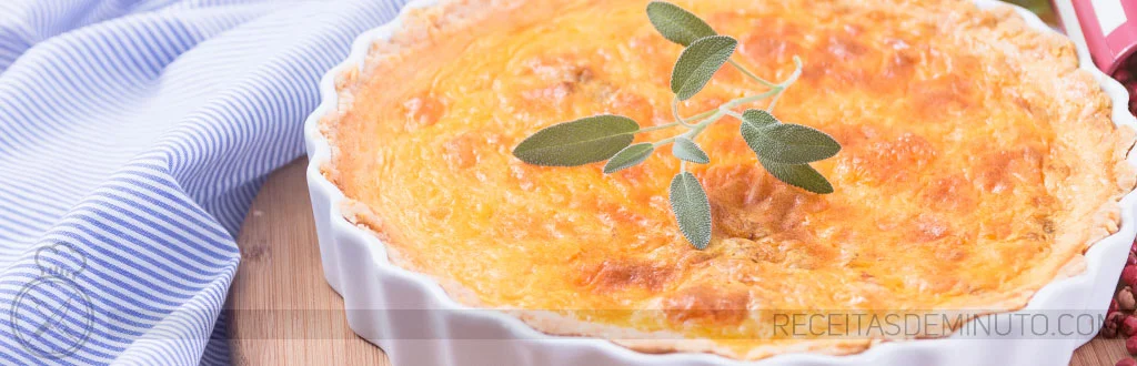 Quiche de queso cheddar y Doritos con bacon