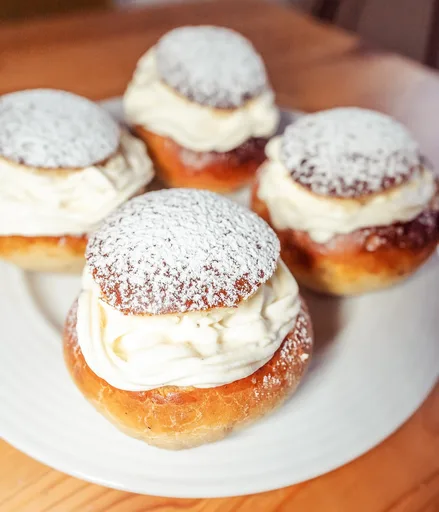 Norwegian Fastelavnsboller (Semlor) with Almond Filling