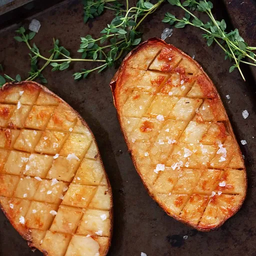 Patatas asadas con sal y vinagre de malta
