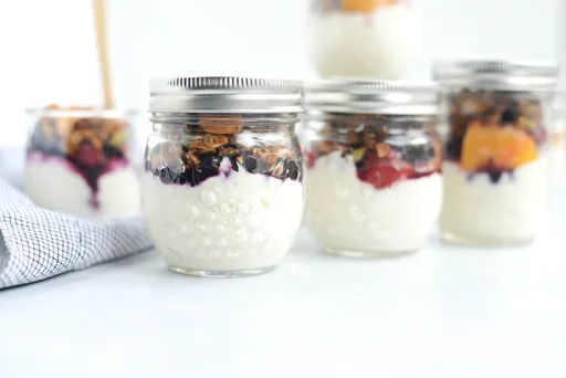 Parfaits de yogur preparados con antelacion