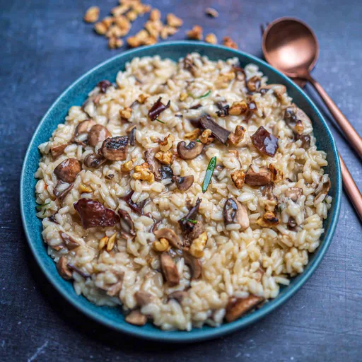 Risotto de setas y nueces con Taleggio (Risotto ai Funghi Misti)