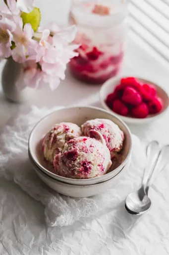 Raspberry Ripple Ice Cream
