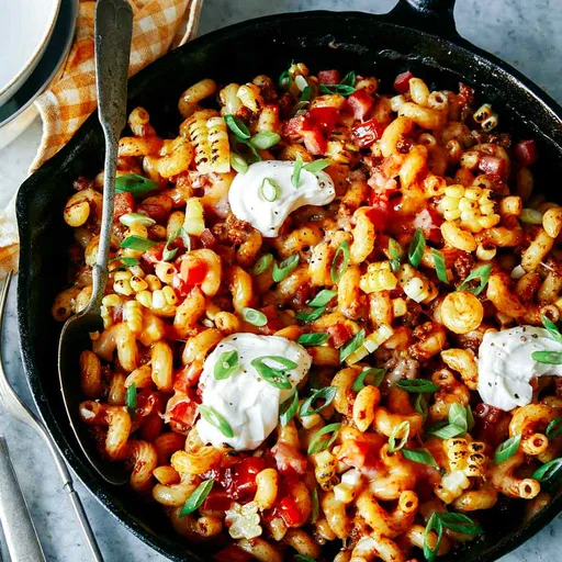 Pasta con sabor a tacos en sartén