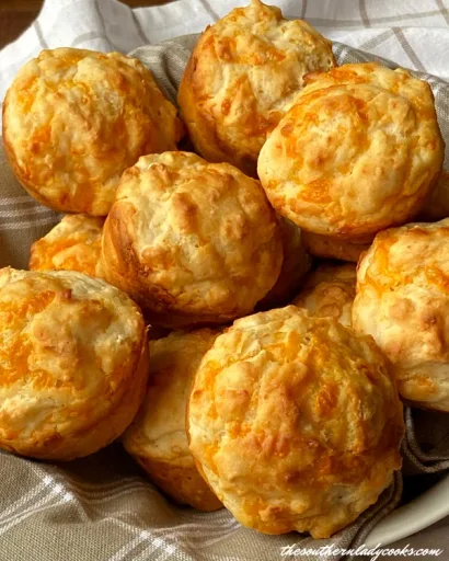 Cheddar Muffins