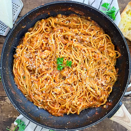 ONE-PAN Tuna Spaghetti