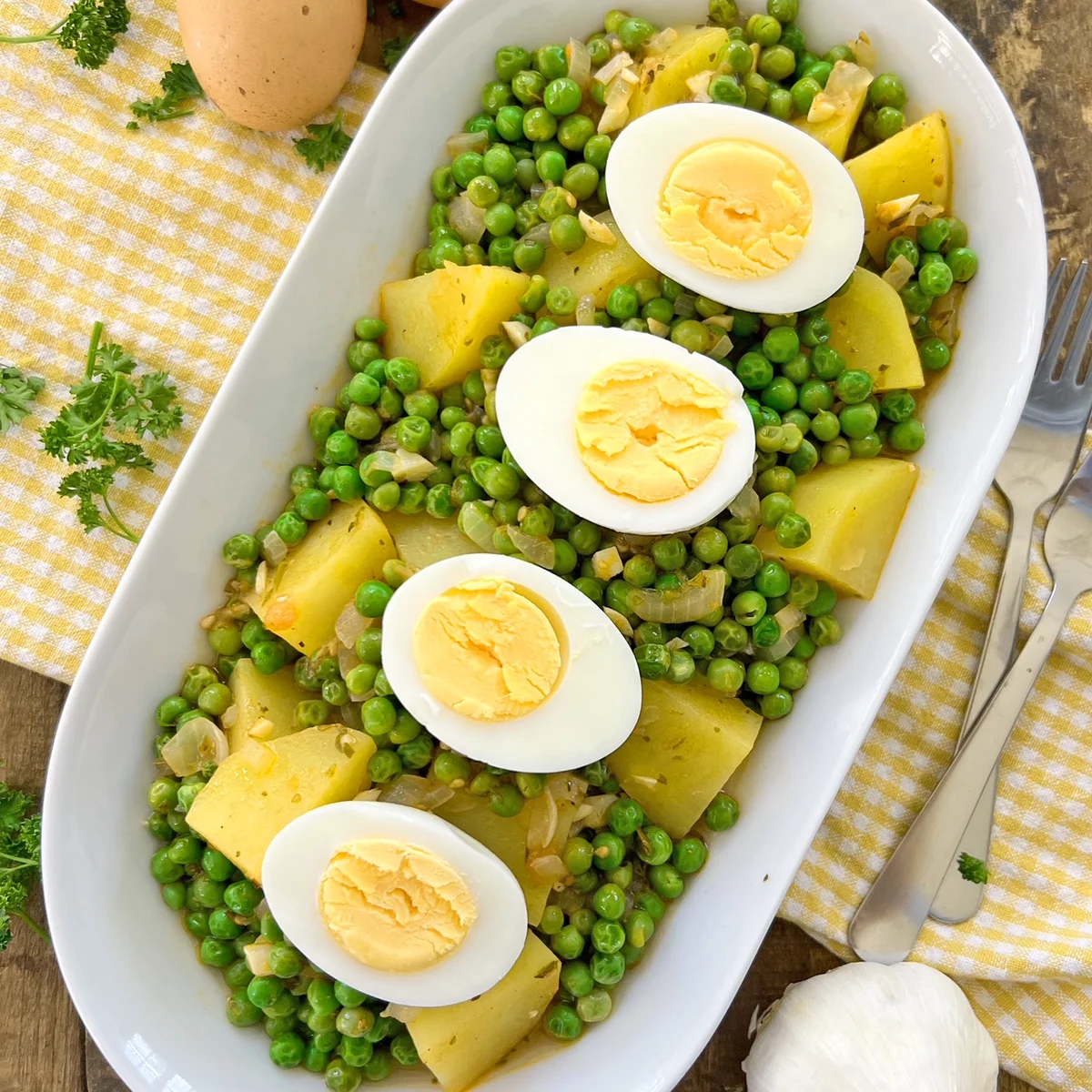 Spanish Peas and Potatoes | Arvejas Compuestas