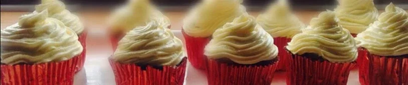 LEMON CUPCAKES WITH SOFT BUTTERCREAM FROSTING