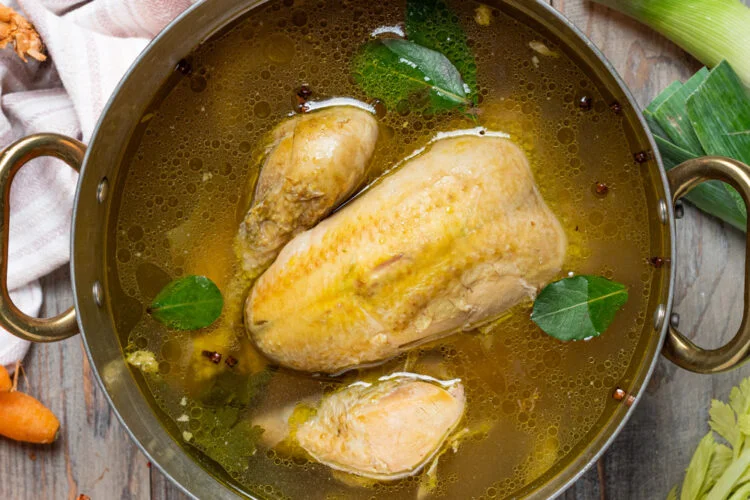 Brodo di pollo
