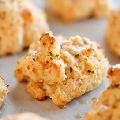 Cheddar Bay Biscuits